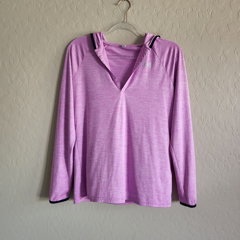 â4/$20 Under Armourâ Hooded Pullover Medium